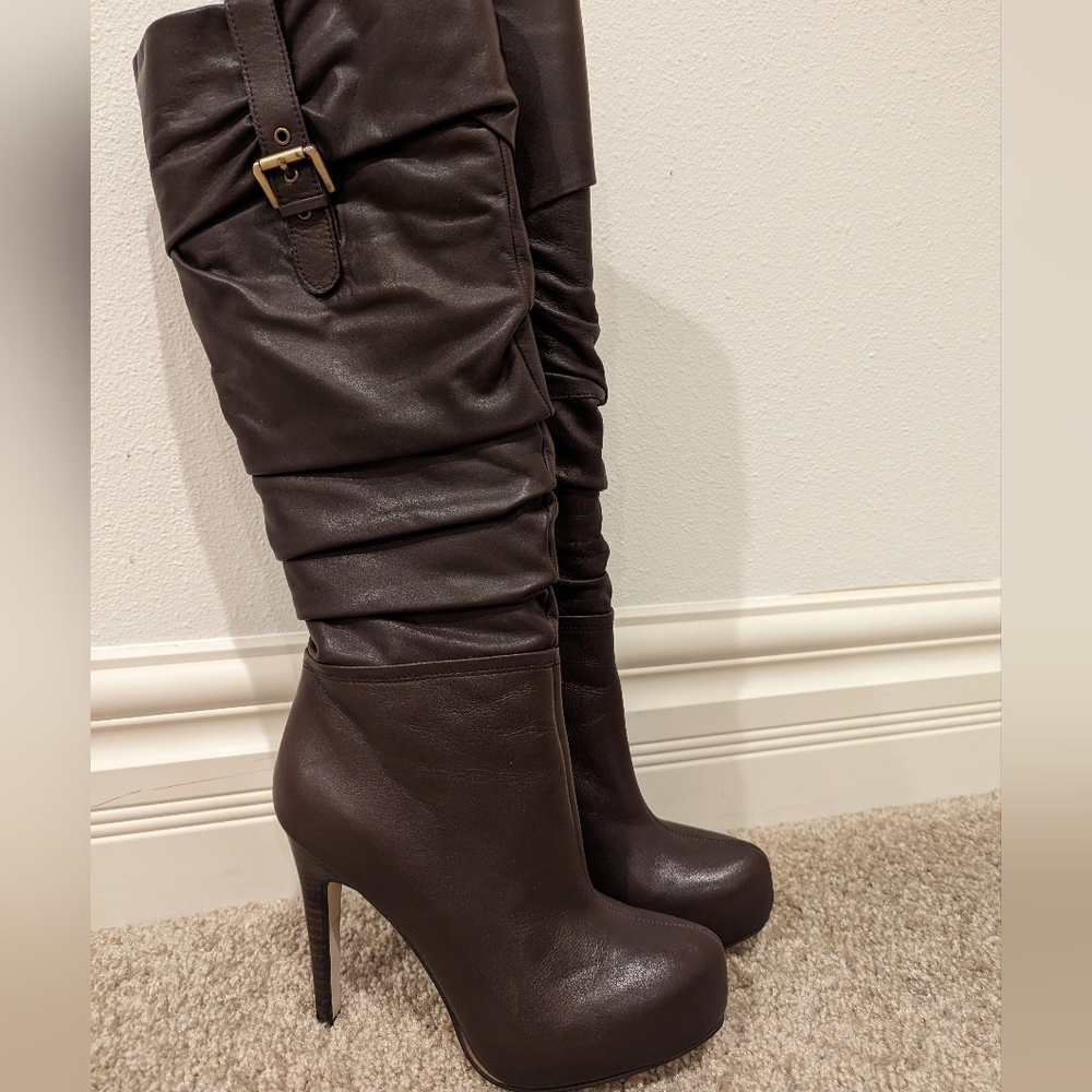 Charles David Valentina boots size 6 rouched buckle brown
